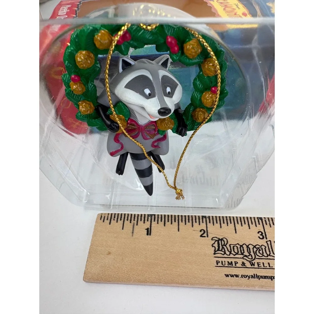 Disney Pocahontas Meeko Raccoon Wreath‎ Ornament Grolier First Issue 1995 Boxed